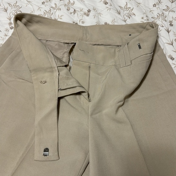 Dress pants - Picture 3 of 6